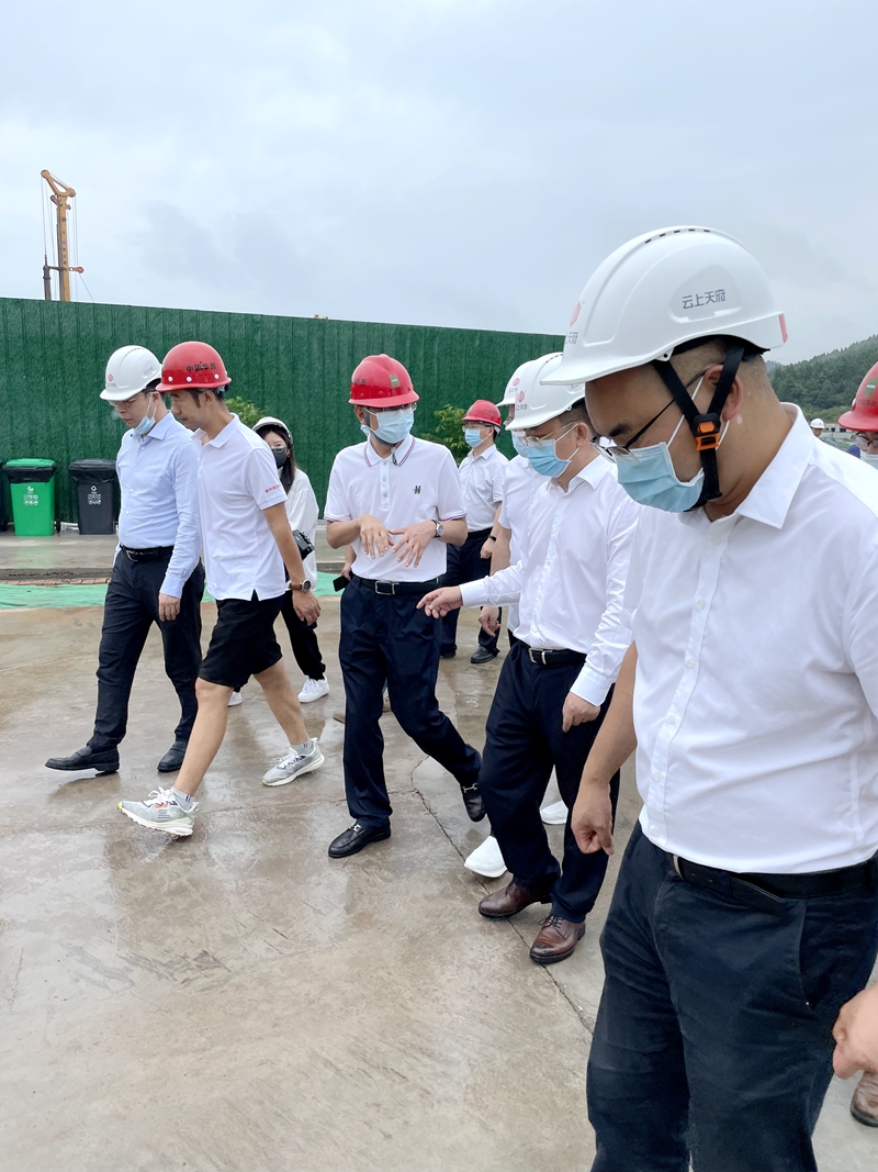 德陽代理市長劉光強一行調研指導云上天府大數據產業園一期項目 3